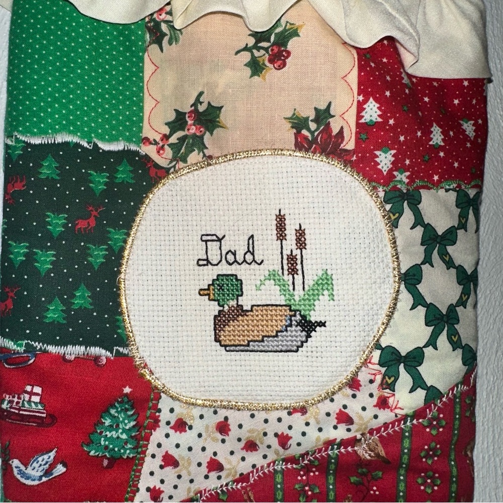 Vtg Quilted “Dad” Christmas Stocking - Picture 2 of 7